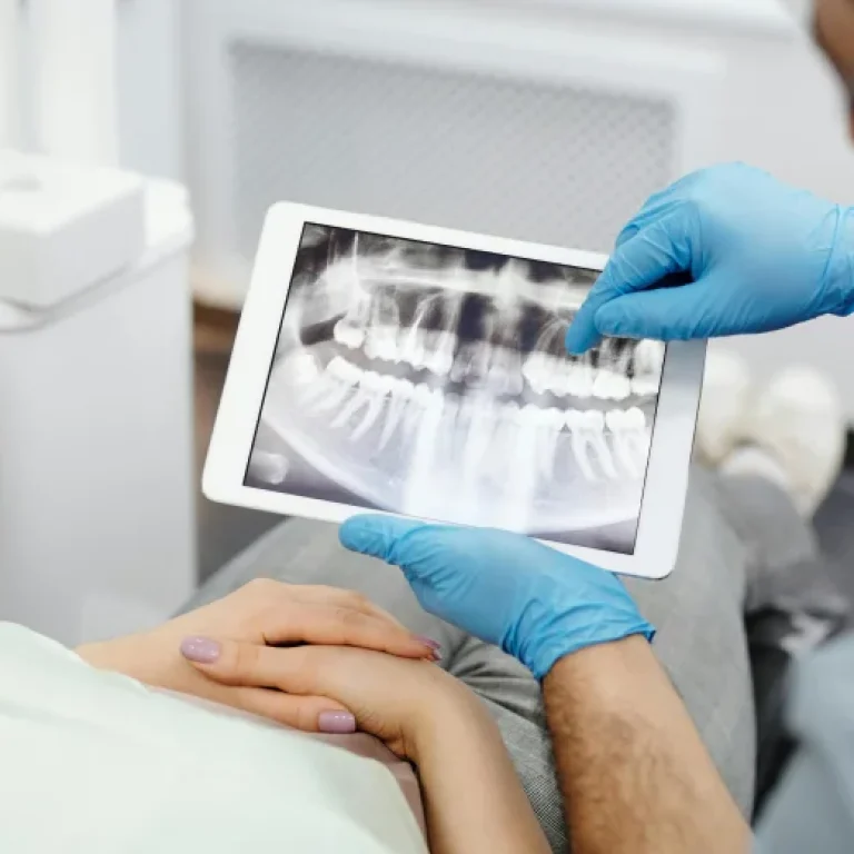 Oral surgery in Miami with 3D CBCT planning